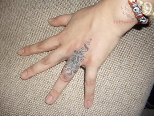 Heena Flower Finger Tattoo