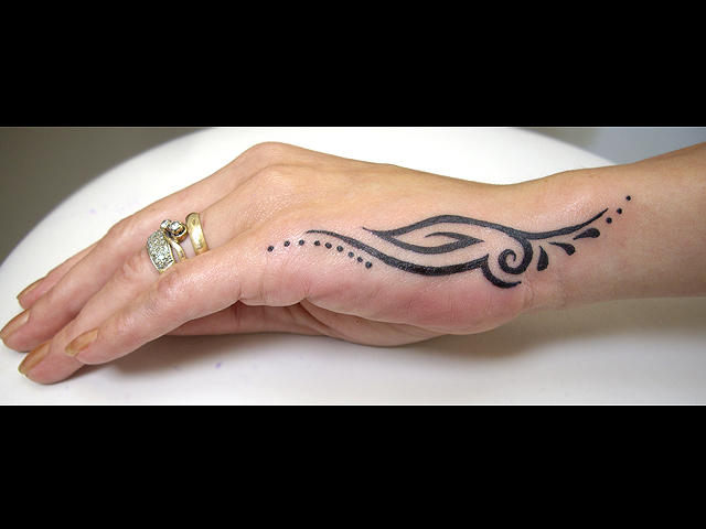 Lovely Tribal Side Hand Tattoo For Girls