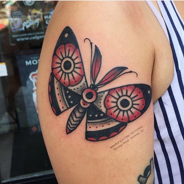 Nice Traditional Butterfly Tattoo On Right Shoulder