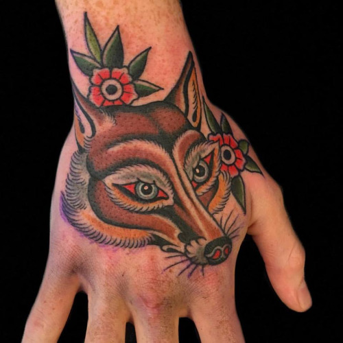 Old School Fox Head Hand Tattoo For Men