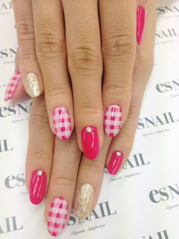 Pink Gingham Nail Art With Accent Gold Glitter Gel And Rhinestones Design