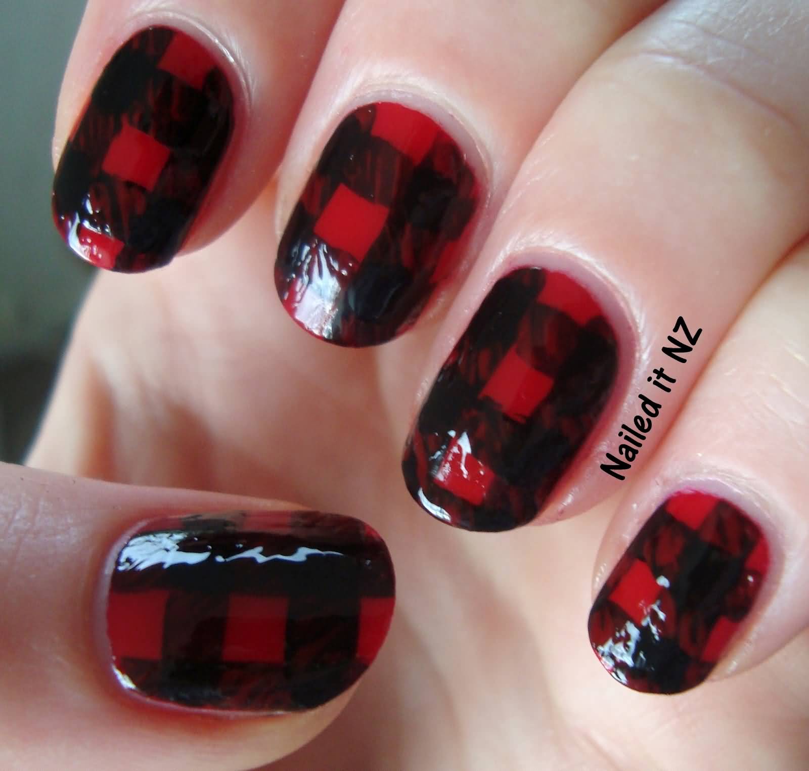Red And Black Glossy Gingham Nail Art