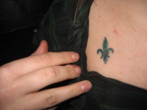 Small Green Fleur De Lis Tattoo