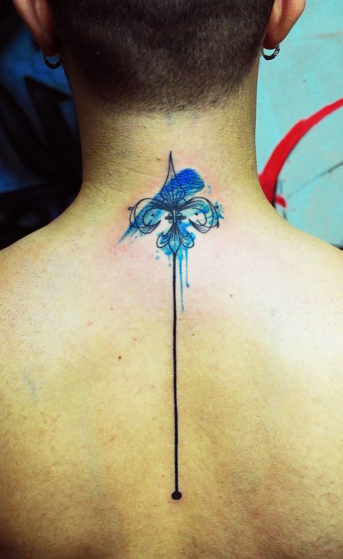 Small Watercolor Fleur De Lis Tattoo On Upper Back For Men