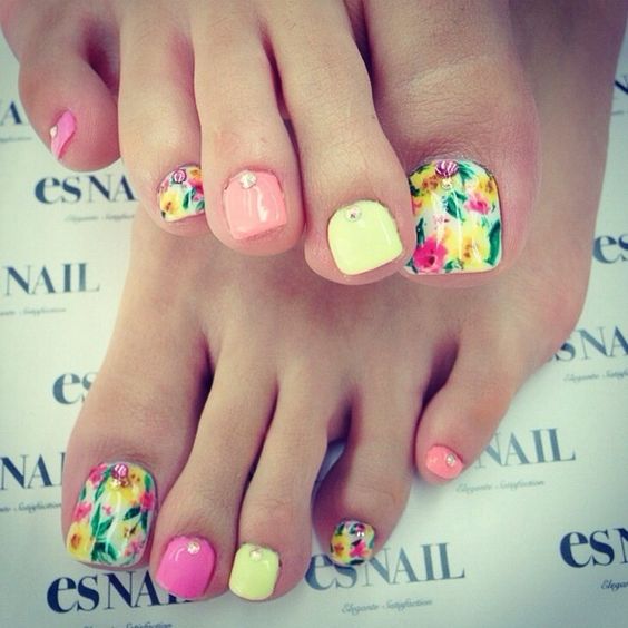 Spring Flowers Nail Art For Toe Nails