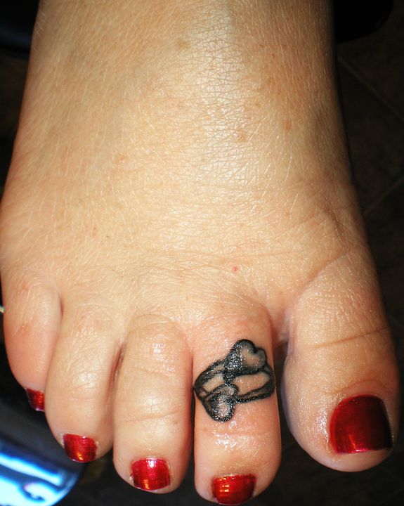 Toe Heart Ring Tattoo For Girls