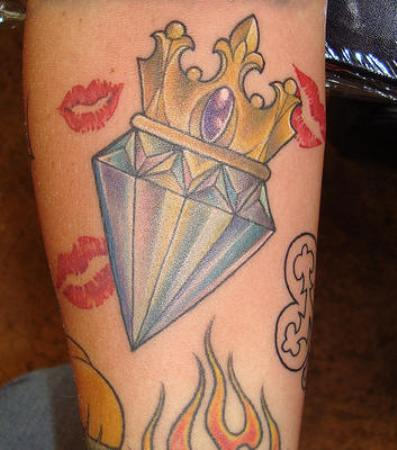 Amazing Blue Diamond With Crown Tattoo On Leg