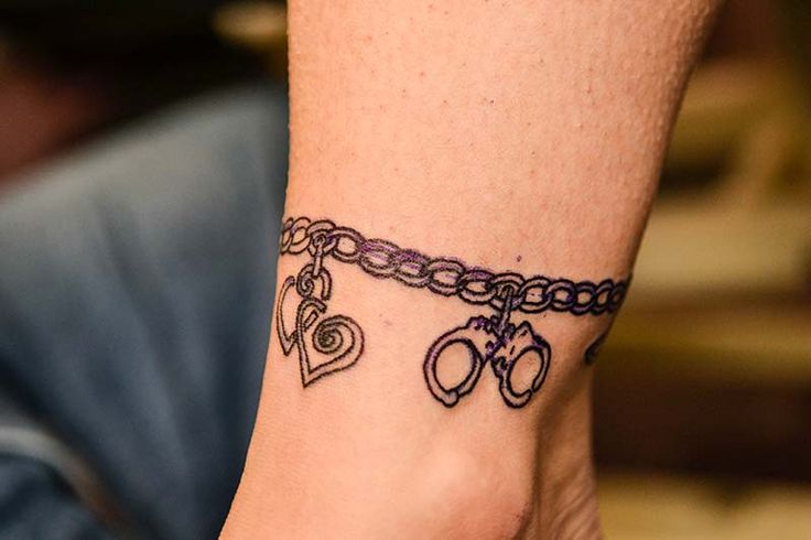 Amazing Chain Bracelet Wrist Tattoo