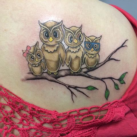 Amazing Owl Family Tattoo On Back Shoulder