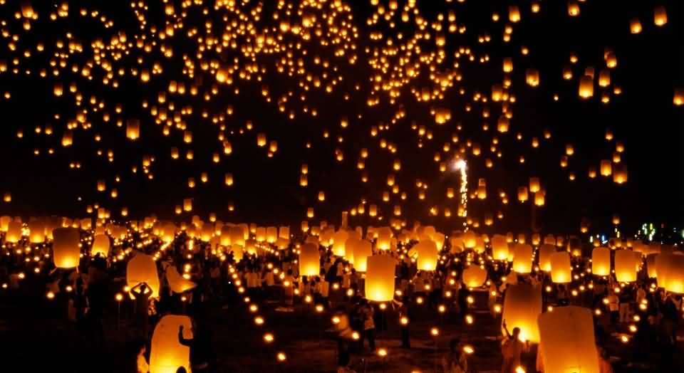 Beautiful Lanterns In The Sky At Night During Yi Peng Festival