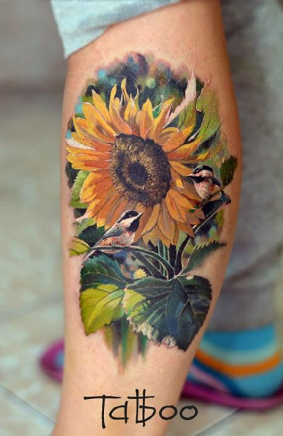 Beautiful Realistic Sunflower Tattoo On Side Leg