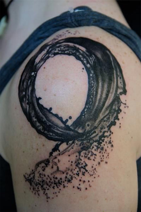 Black Ink Zen Enso Circle Tattoo On Left Shoulder