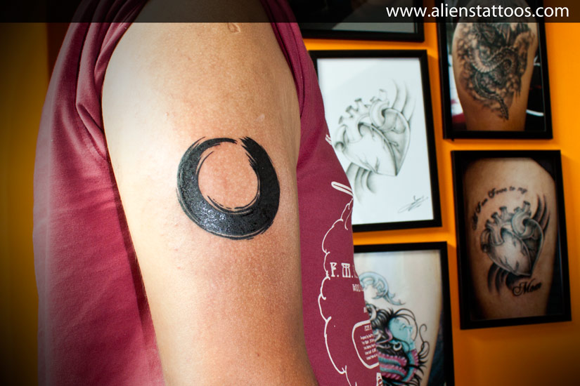Black Ink Zen Enso Circle Tattoo On Right Half Sleeve