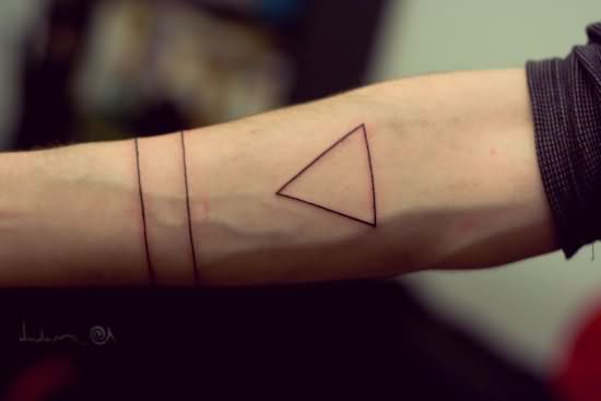 Black Outline Triangle Tattoo On Right Forearm