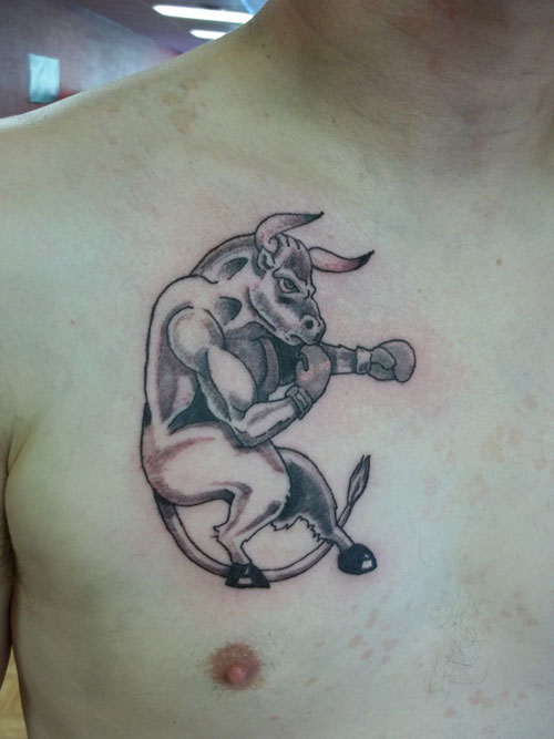 Boxer Bull Traditional Tattoo On Man Chest