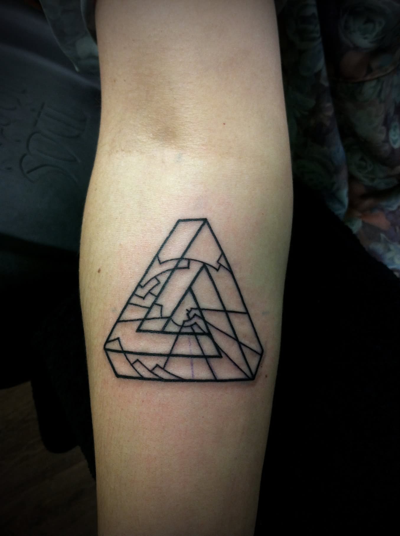 Cool Black Outline Penrose Triangle Tattoo On Right Forearm