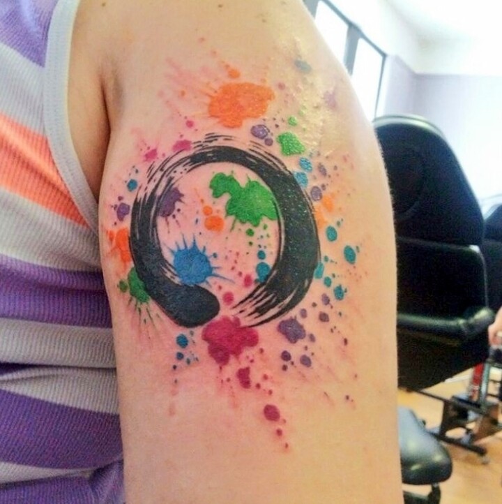 Cool Watercolor Zen Circle Tattoo On Shoulder