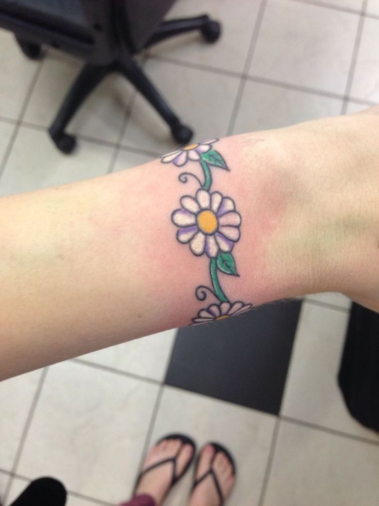 Daisy Flowers Wrist Band Tattoo