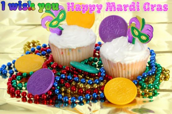 I Wish You Happy Mardi Gras Card With Mask Beads And Cupcakes