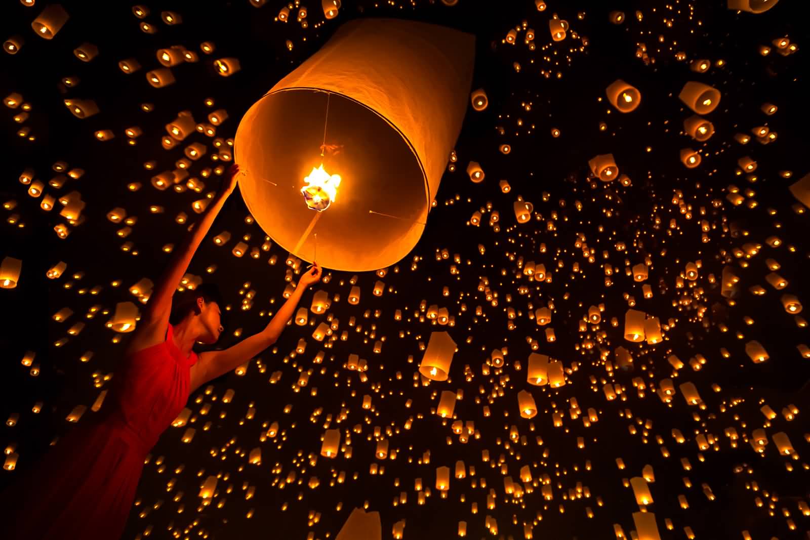 Incredible Picture Of Yi Peng Lantern Festival
