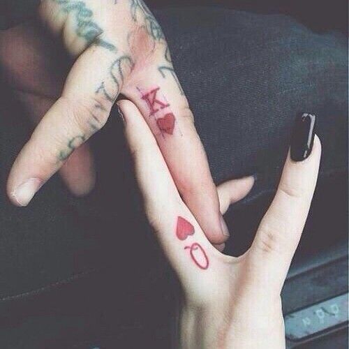 King And Queen Tattoos On Side fingers