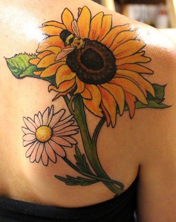 Right Back Shoulder Realistic Sunflower Tattoo