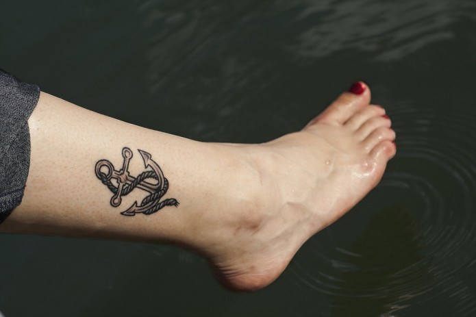 Rope Anchor Ankle Tattoo For Young Girls