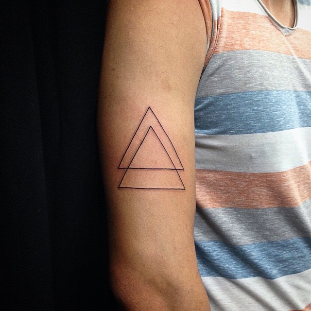 Simple Two Black Triangle Tattoo On Right Half Sleeve