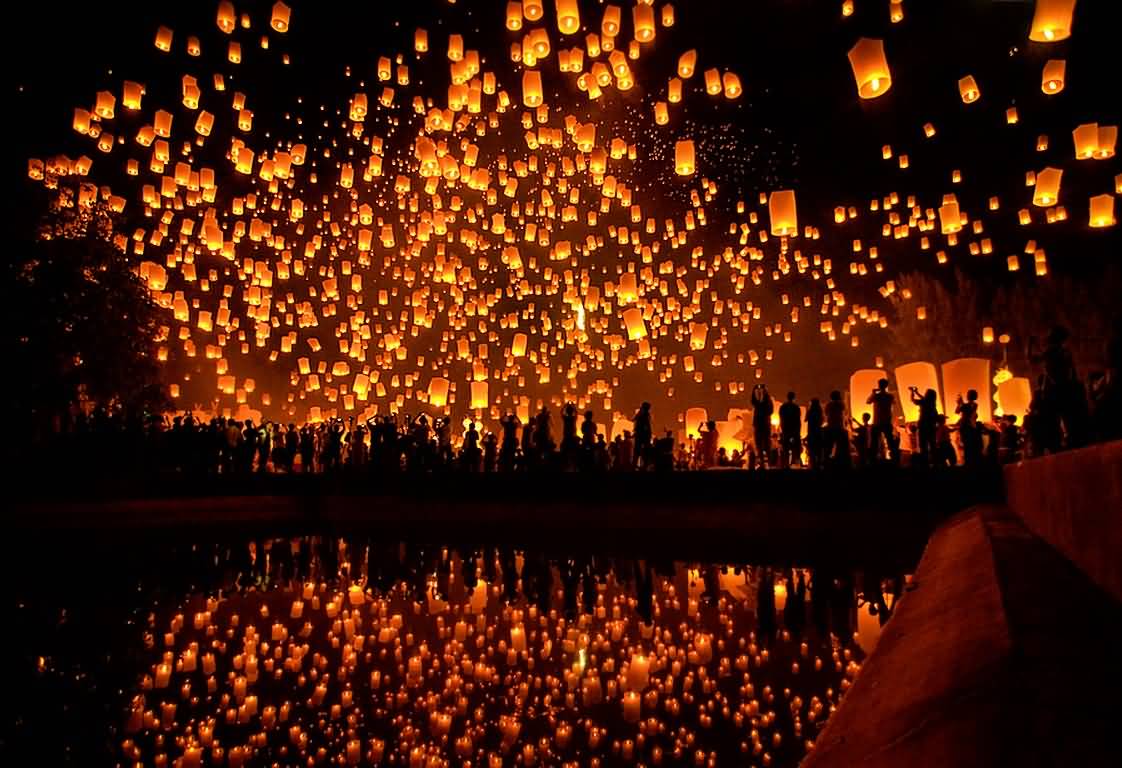 Water Reflection Of Lanterns In The Air During Yi Peng Lantern Festival