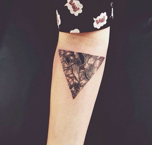 Black And Grey Flowers In Upside Down Triangle Tattoo On Forearm