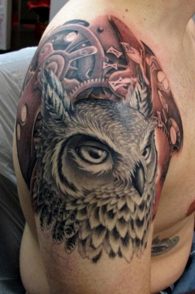 Black Ink Owl Tattoo On Man Right Shoulder