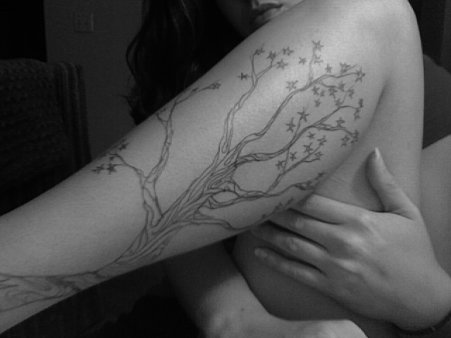Classic Grey Ink Tree Of Life Tattoo On Left Leg