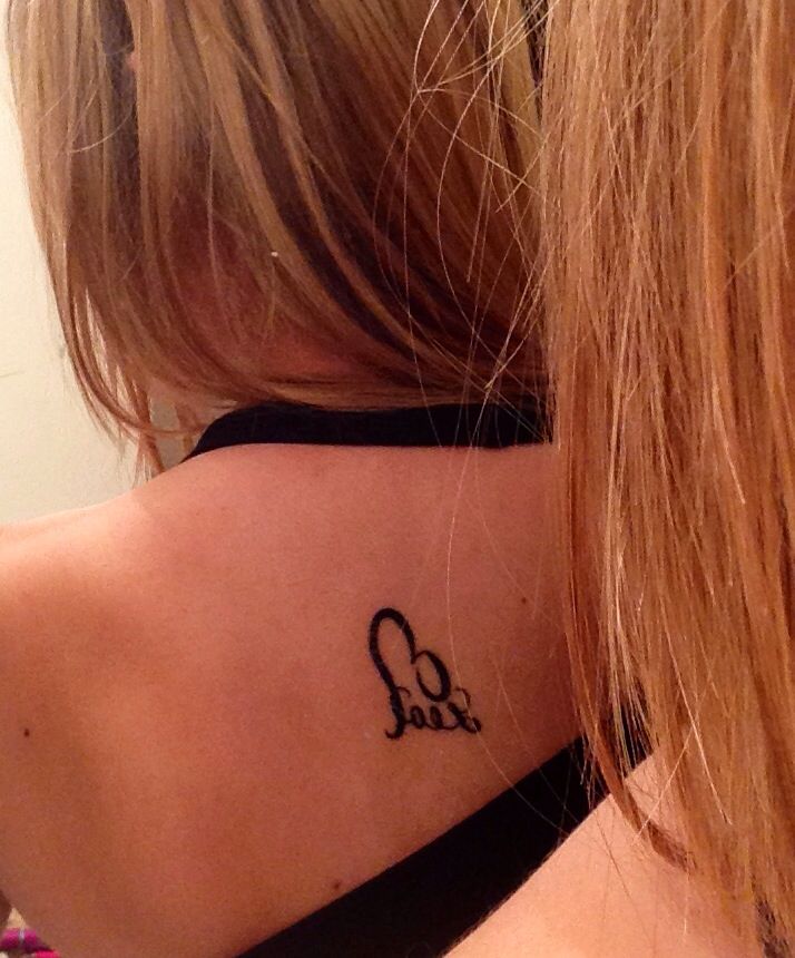 Cool Black Leo Zodiac Sign Tattoo On Girl Left Back Shoulder