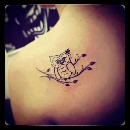 Cute Black Outline Baby Owl Tattoo On Left Back Shoulder