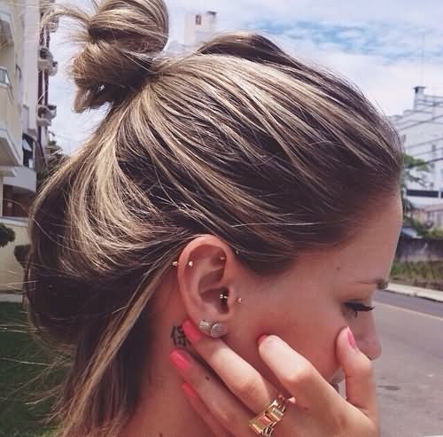 Double Lobes And Helix Piercing For Girls