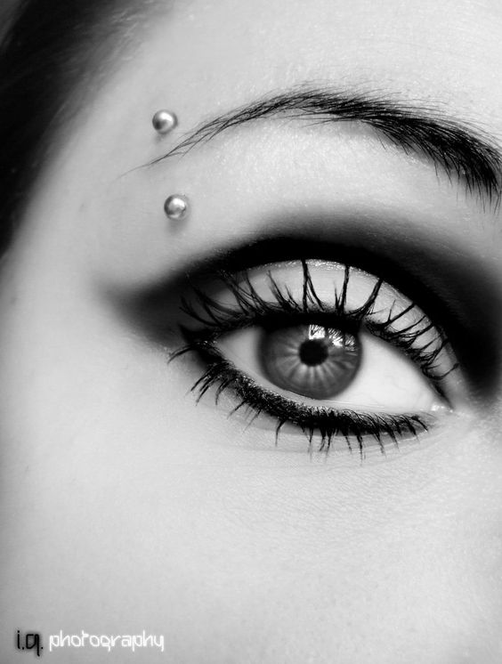 Nice Silver Barbell Eyebrow Piercing Picture