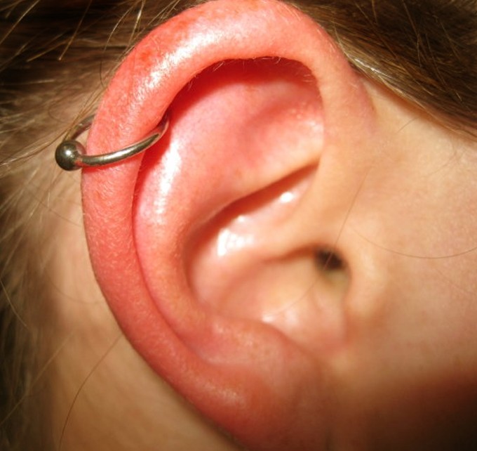 Right Ear Silver Bead Ring Helix Piercing