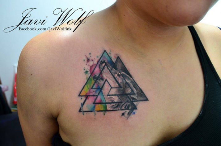 Unique Watercolor Wolf In Triangle Tattoo On Right Front Shoulder