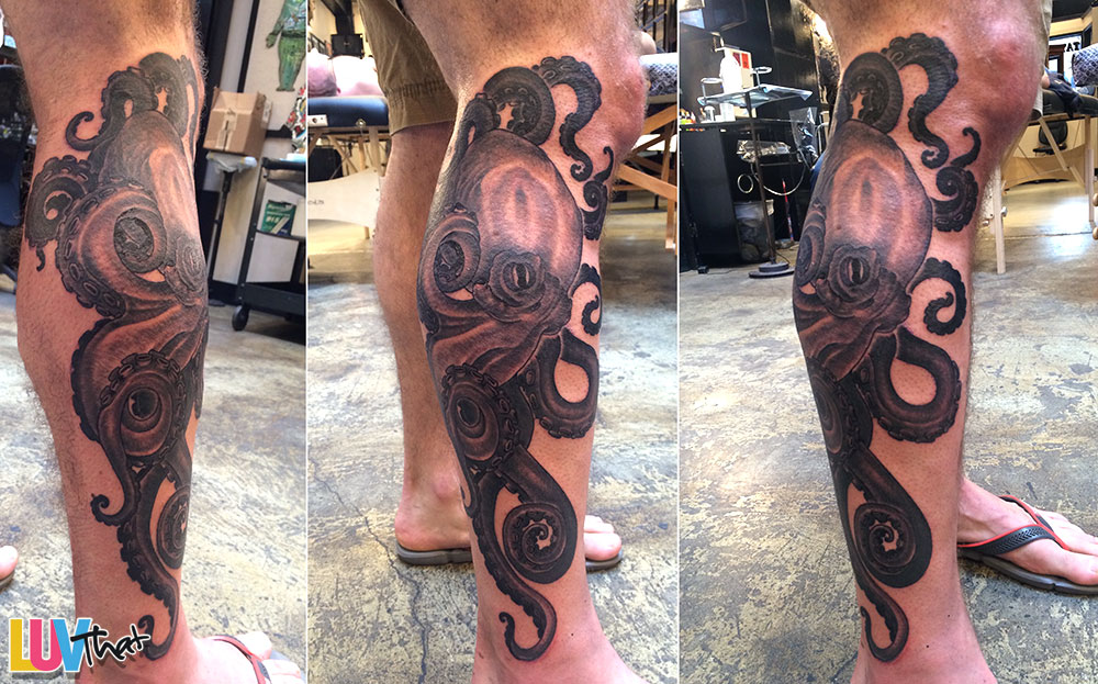 Black Ink Octopus Tattoo On Man Right Leg