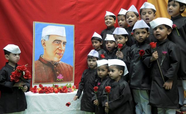 Children Paying Tribute To Jawaharlal Nehru On The Occasion Of Children’s Day