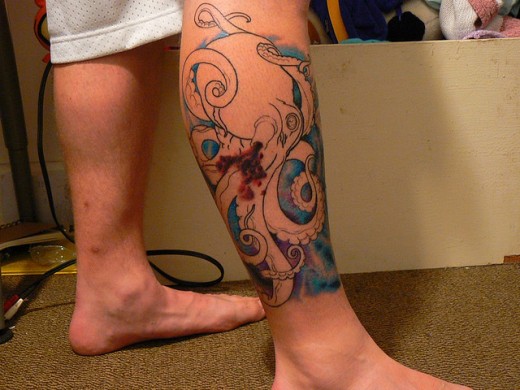 Classic Octopus Tattoo On Right Leg