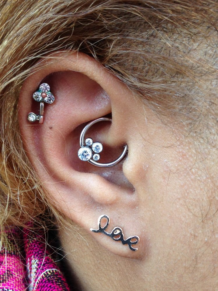 55+ Awesome Daith Piercing Pictures And Ideas