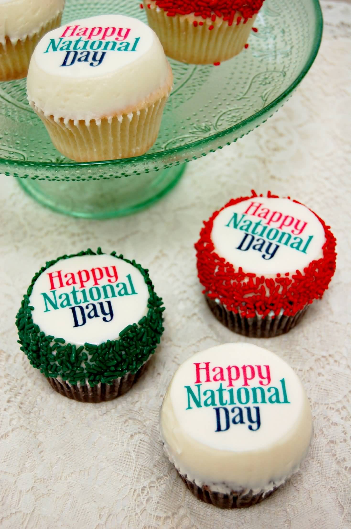 Happy National Day UAE Cupcakes Picture