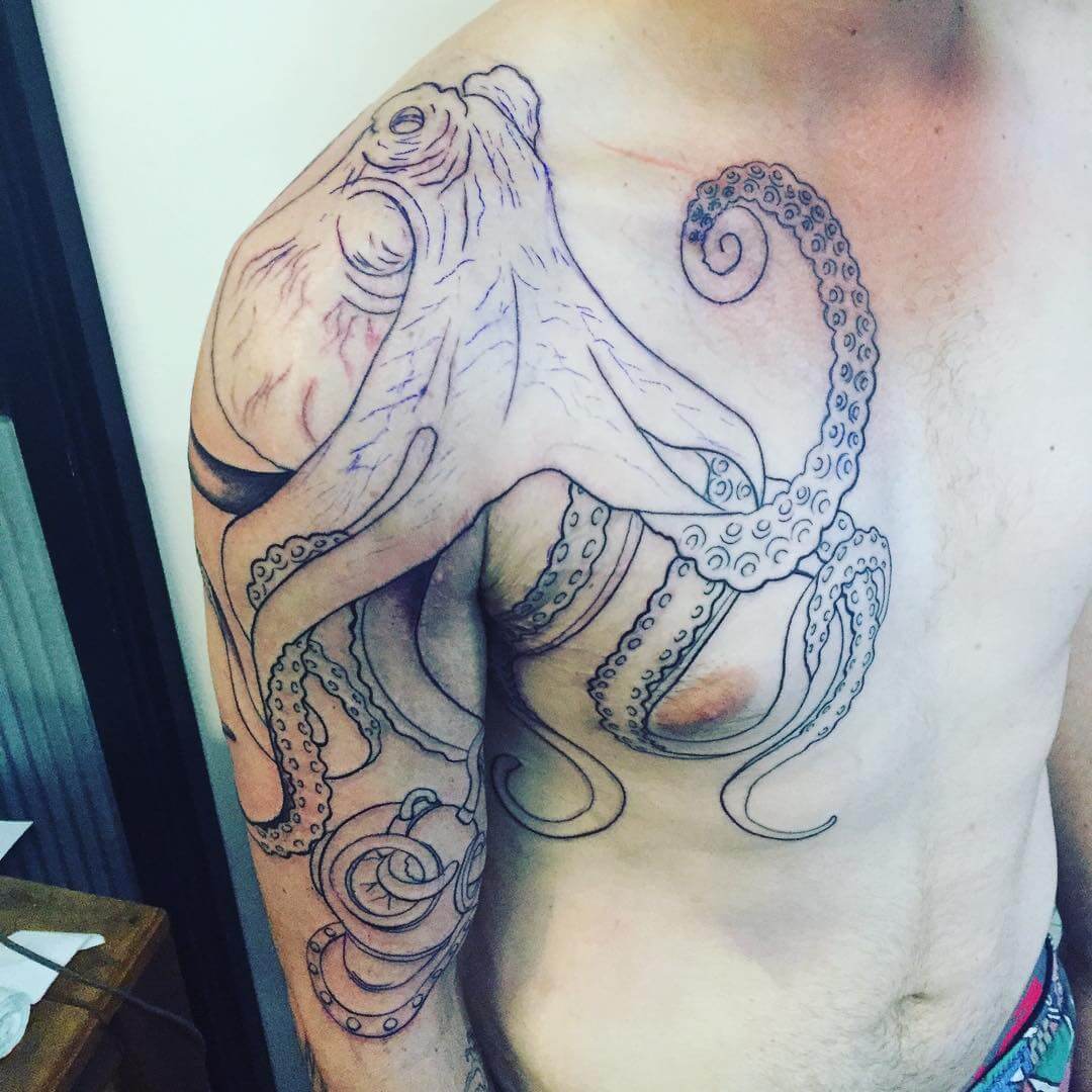 Impressive Black Outline Octopus Tattoo On Man Right Shoulder