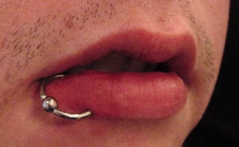 Nice Silver BEad Ring Lips Piercing
