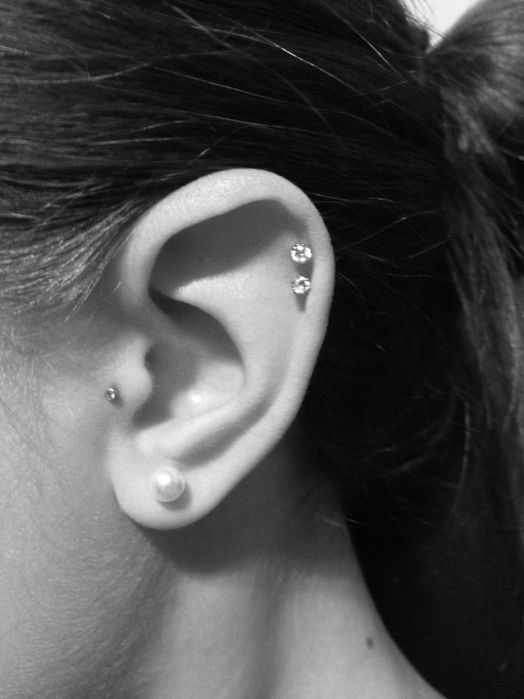 Pearl Stud Lobe And Cartilage Piercing Picture