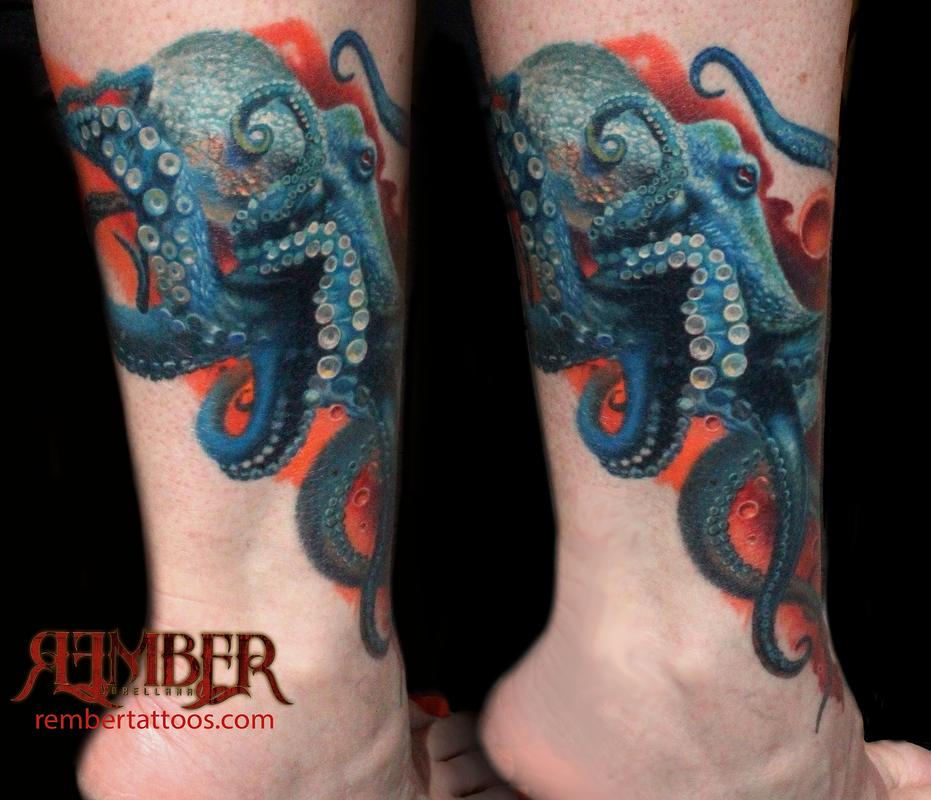 Realistic Octopus Tattoo On Right Leg