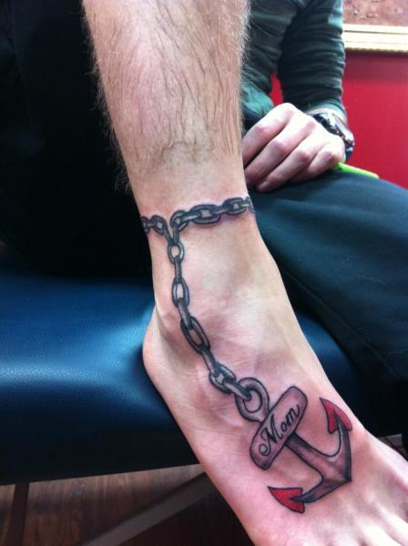 Traditional Anchor With Chain Tattoo On Right Foot