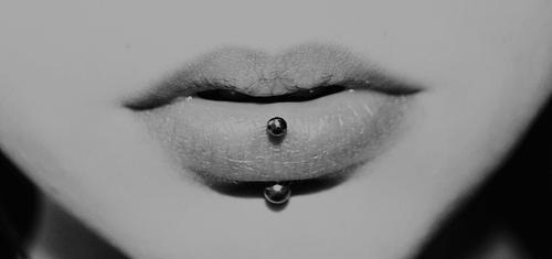 Vertical Labret Lip Piercing With Barbell