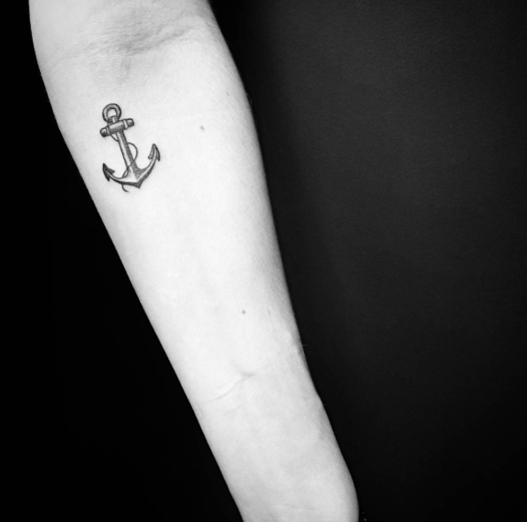 Wonderful Black Ink Anchor Tattoo On Left Forearm